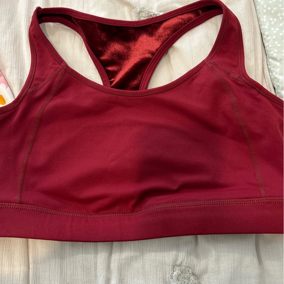 Torrid Burgundy Red Velvet Wicking Active Sports Bra, Size 0 - Picture 5 of 5